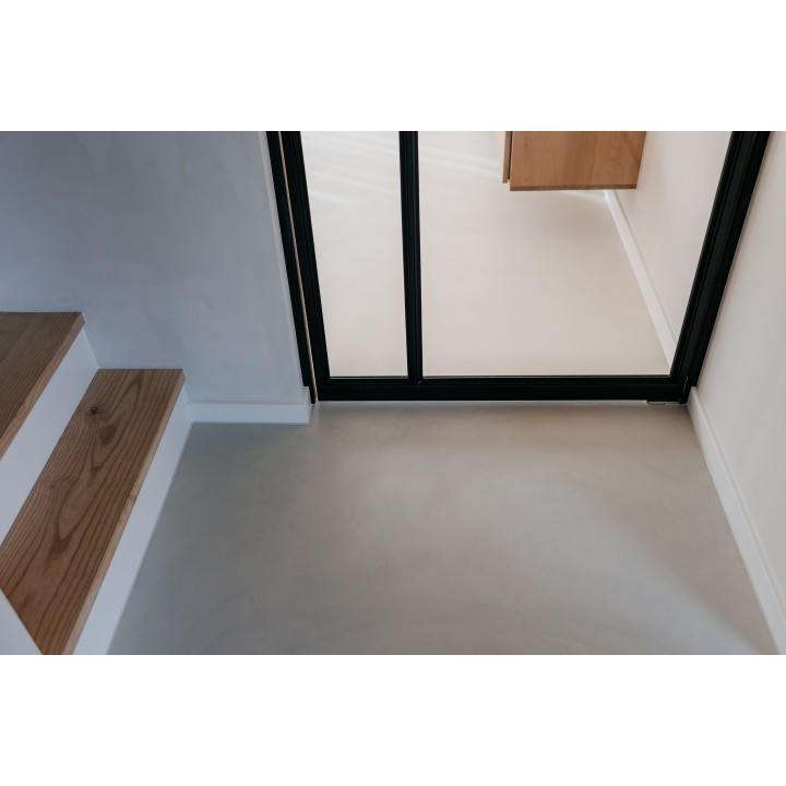 DHZ Lavasteen gietvloer PURE 2.